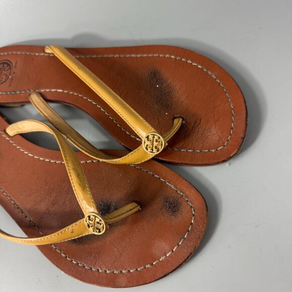 Tory Burch Terra Thong Sandals Beige Nude Tan Patent Leather, Size 8.5 - Picture 10 of 14